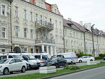 Свидание в Синявино закончилось разбитой о голову тарелкой 