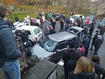 Пострадавшая в ЧП в Холмогоровке: автомобиль ехал прямо на меня