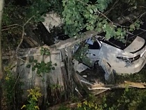 На улице Горького в Калининграде пьяный врезался в опору ЛЭП