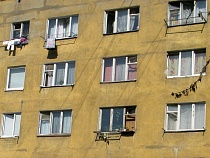 В Калининграде мать не уследила за пробравшимся к окну 5-летним сыном