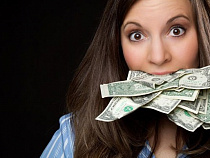 Калининградец остался без девушки и без денег