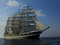 На «Крузенштерне» пройдут практику французские курсанты