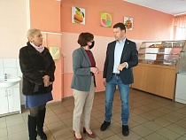 Чиновница из Янтарного рассказала о первых шагах Крупина 