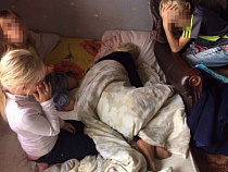 В Светлогорске инспекторы ПДН помогли детям, обнаружившим свою мать без сознания