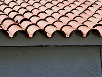 Квартира калининградки «заплесневела» после ремонта крыши в доме