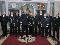 Контр-адмирал Ян Тьернквист: «Боевые корабли Швеции пробудут у побережья Сомали до августа 2013 года»