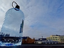 В БФУ предупредили об опасности пластика в воде из бутылок
