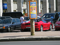Администрация Калининграда закупает оборудование для платной парковки напротив КГТУ
