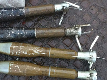 Неизвестный оставил 19 гранат в пункте приема металлолома на Транспортной