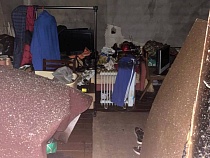 В Калининграде в попытке согреться у себя дома погибла женщина