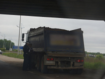 Фирма заплатит пассажирке машины, которую протаранил грузовик, 150 000 рублей