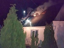 В Правдинском районе сгорела крыша частного дома