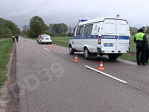 Полиция разыскивает водителя, насмерть сбившего школьника под Озёрском (видео)