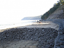 Размывы пляжей Балтики спровоцированы габионами