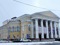 Студенты на каникулах смогут посмотреть спектакли всего за 100 рублей