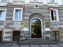 Власти Советска заплатят водителю УАЗа за наезд на люк на ул. Тимирязева