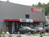 Покупатель сломала зубной протез, съев хлеб из калининградского супермаркета