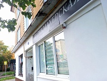 Элите Калининграда на голову падает карниз