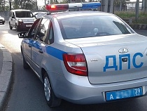 По центру Калининграда на машине гонял лишённый прав пьяный алкоголик