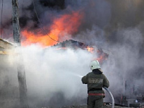 В Калининграде во время пожара в дачном доме обрушилась крыша