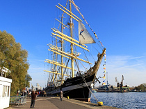 Калининградцев приглашают на борт «Крузенштерна»