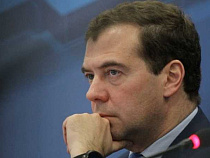 Дмитрий Медведев считает, что оружие и разрешенный "промилле" - не для России