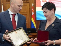 Мама 11 детей из Калининграда официально стала героиней 