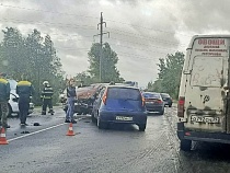 На окружной Калининграда к юго-западу от Чкаловска столкнулись 5 машин