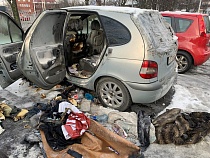 Соцсети: люди едва не сгорели заживо в машине у АЗС на Московском проспекте