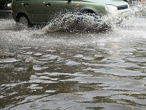 ГИБДД подготовила социальный видеоролик об угрозах первых капель дождя и небольшого снега