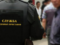 Под Калининградом приставы выселили женщину, незаконно занявшую жилье