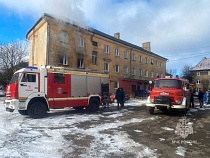 В Черняховске при пожаре спасли бедного кота и хозяйку
