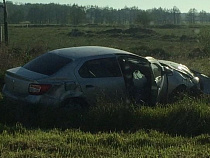 Очевидцы: водитель спешно собирал вещи после серьёзного ДТП под Зеленоградском 