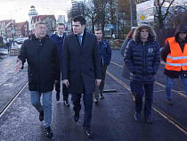 Алиханов объявил об открытии Высокого и Деревянного мостов (видео)