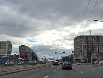 В Калининграде начал разрушаться асфальт от фирмы Лейбовича