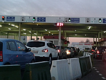 Россиянину аннулировали визу за спрятанные в машине сигареты на 50 тысяч злотых