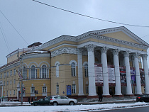 На генеральный занавес для Драмтеатра готовы потратить 6,5 млн рублей