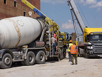 За использование арестованной техники директору калининградской стройфирмы грозит срок