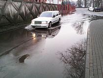 В Калининградской области улицы главной базы Балтфлота подтоплены уже более суток