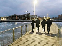 Туристам запретили ездить на самокатах по променаду в Зеленоградске