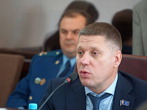 Алиханов пригласит депутата горсовета Плешкова для консультаций 