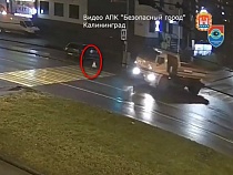 «Попал в мёртвую точку»: водитель объяснил, почему чуть не убил пешехода