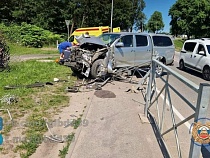 В Гурьевске «Тойота» налетела на девушку на тротуаре  