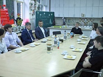 Кропоткин из своих денег увеличил стипендии в 4 раза