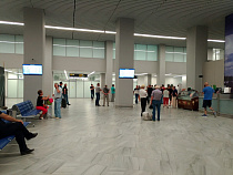 Виталий Мутко осмотрел аэропорт Храброво