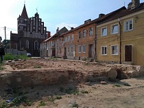 В Правдинске ставят на ремонт видевший тевтонских рыцарей жилой дом