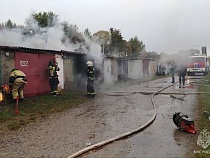 Масштабный пожар в Балтийске произошёл в гаражах