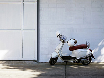 В Гвардейске подростки украли скутеры со штрафстоянки