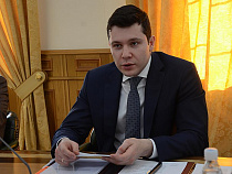 Алиханов: мы попросим застройщиков выделять первые этажи “Почте России” 