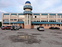 Ремонтом парковки у Дворца творчества занимается фирма без опыта работы